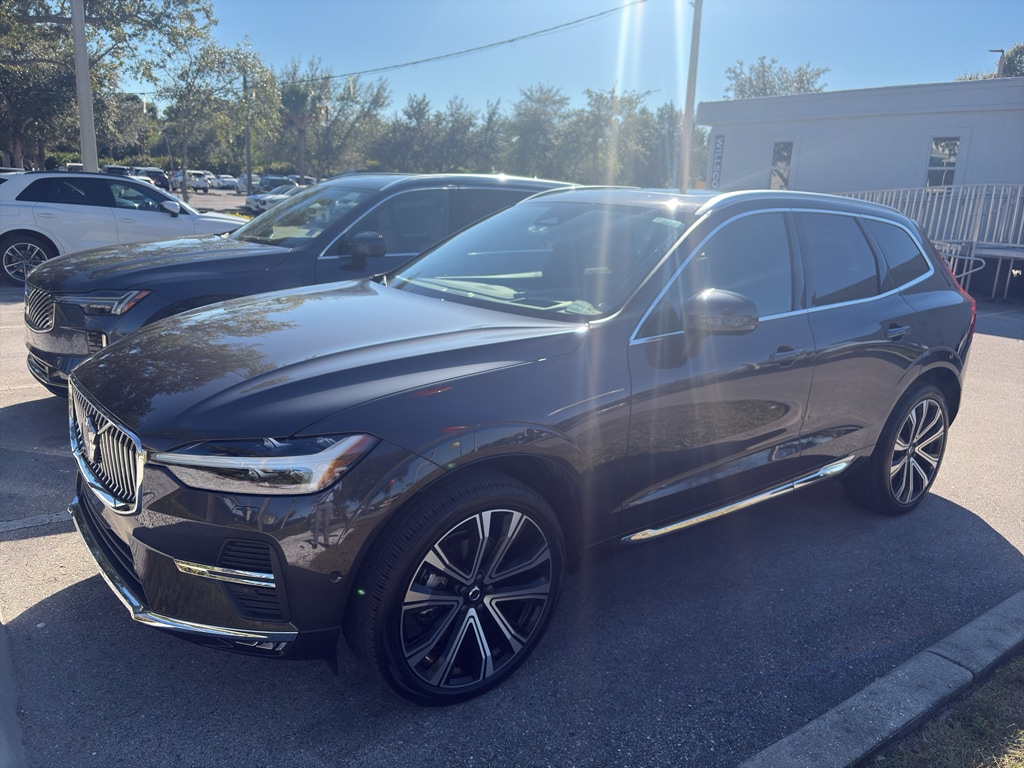 Used 2023 Volvo XC60 Ultimate Bright Theme Sport Utility