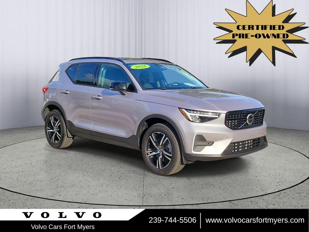 2026 Volvo XC40 B4 Core Dark FWD's photo