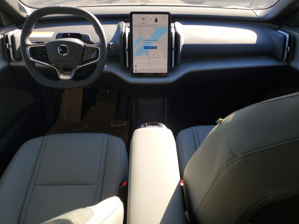 2026 Volvo EX30 Plus - Photo 6