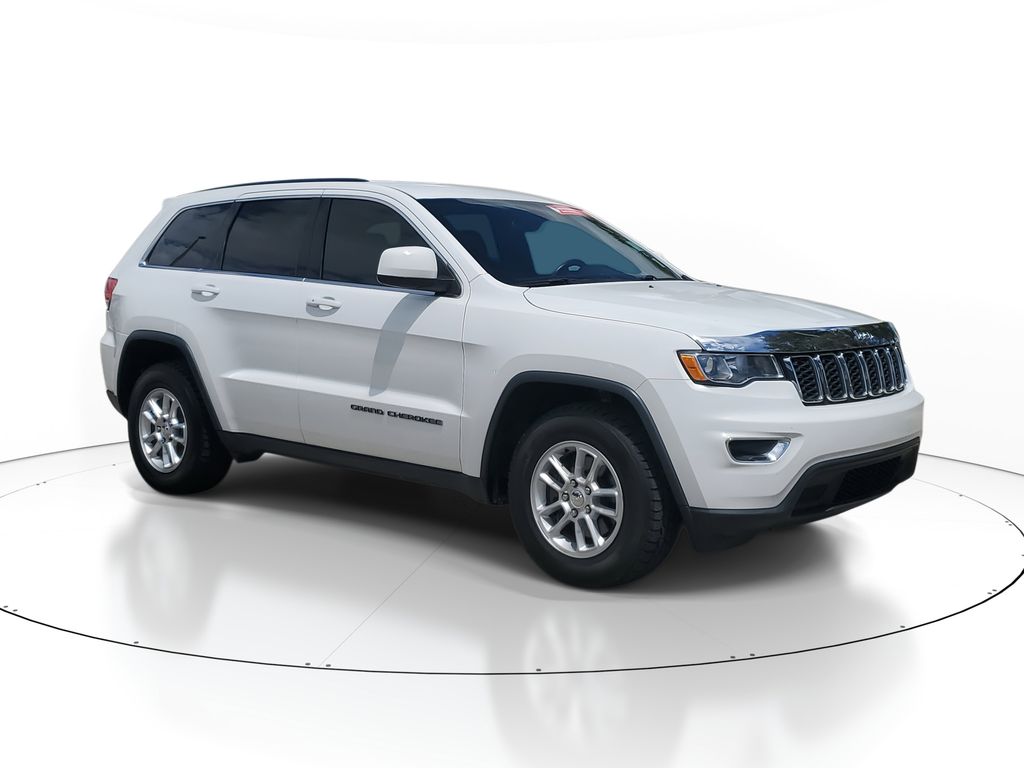 2018 Jeep Grand Cherokee Laredo photo 2