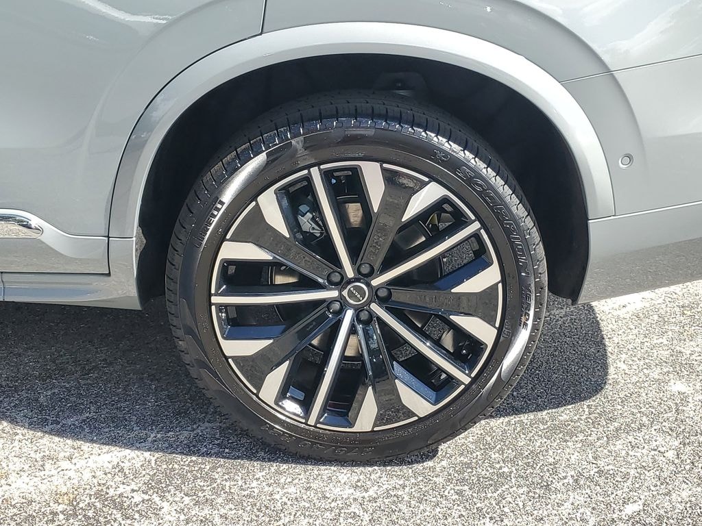 New 2026 Volvo XC90 B6 Ultra 7-Seater SUV