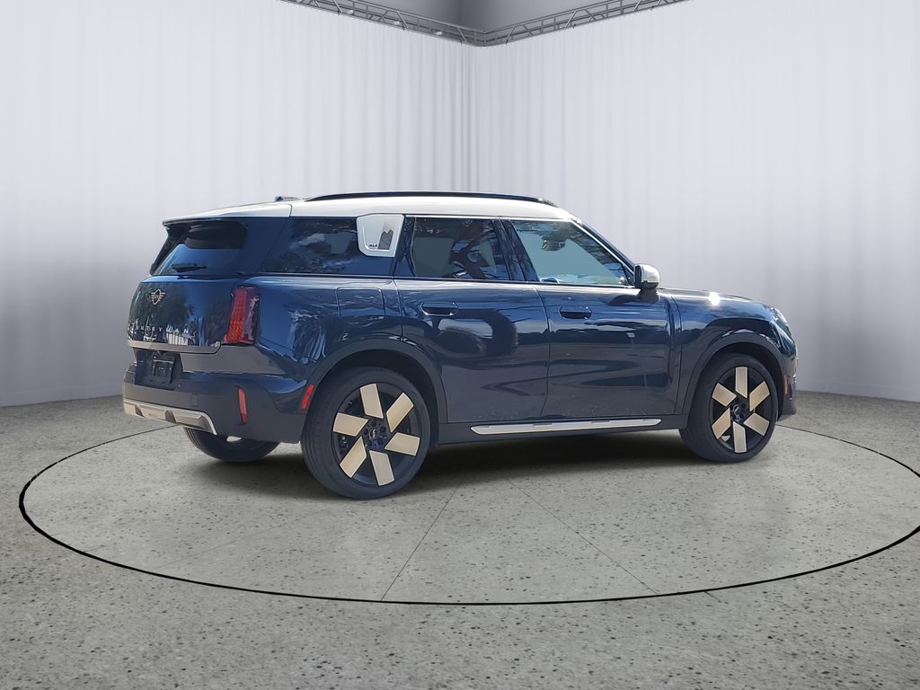 2025 Mini Countryman ALL4 S photo 2