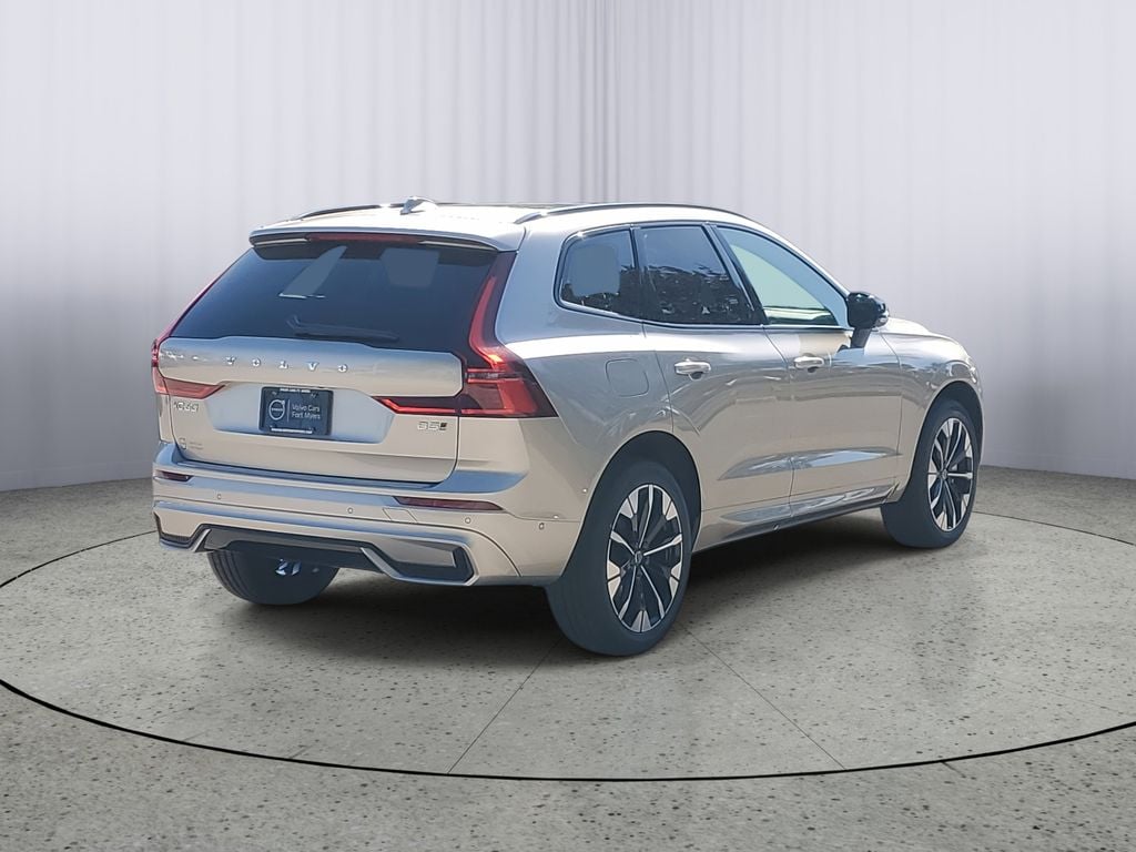 New 2026 Volvo XC60 B5 Plus SUV