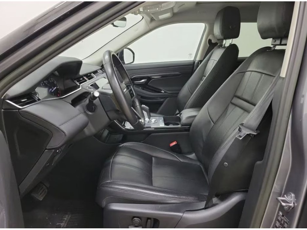 Used 2023 Land Rover Range Rover Evoque SE Sport Utility