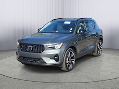 2026 Volvo XC40 B4 Plus FWD SUV