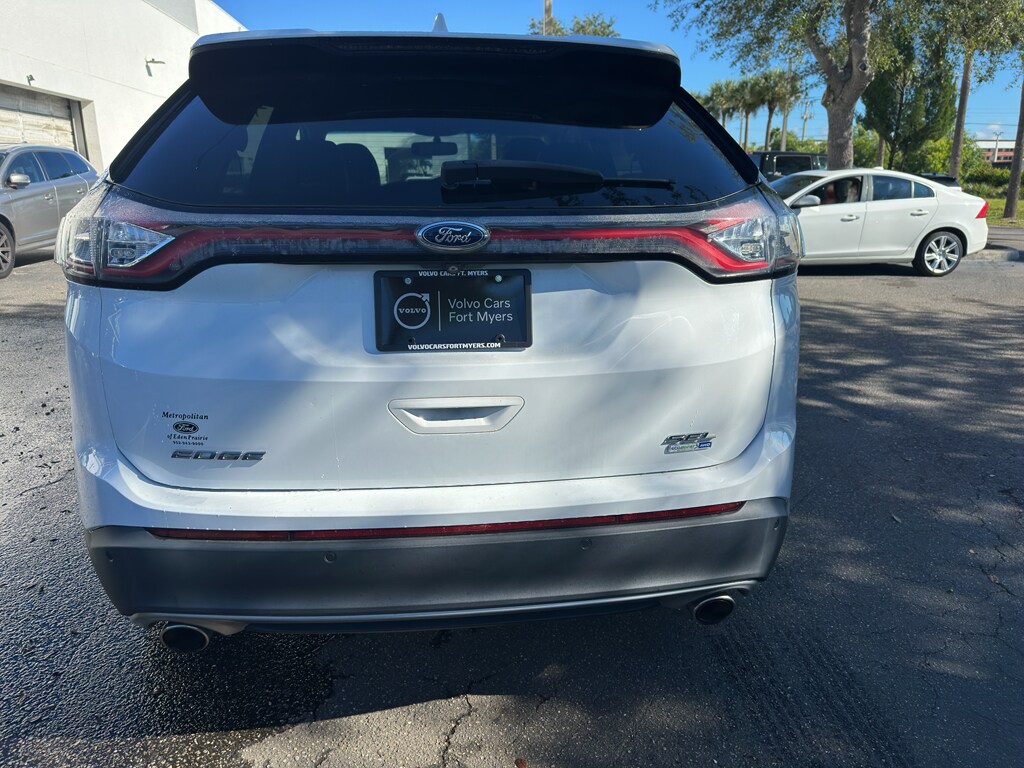 2015 Ford Edge SEL photo 3