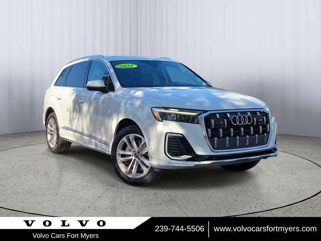 2025 Audi Q7 55 Premium Plus quattro Tiptronic's photo
