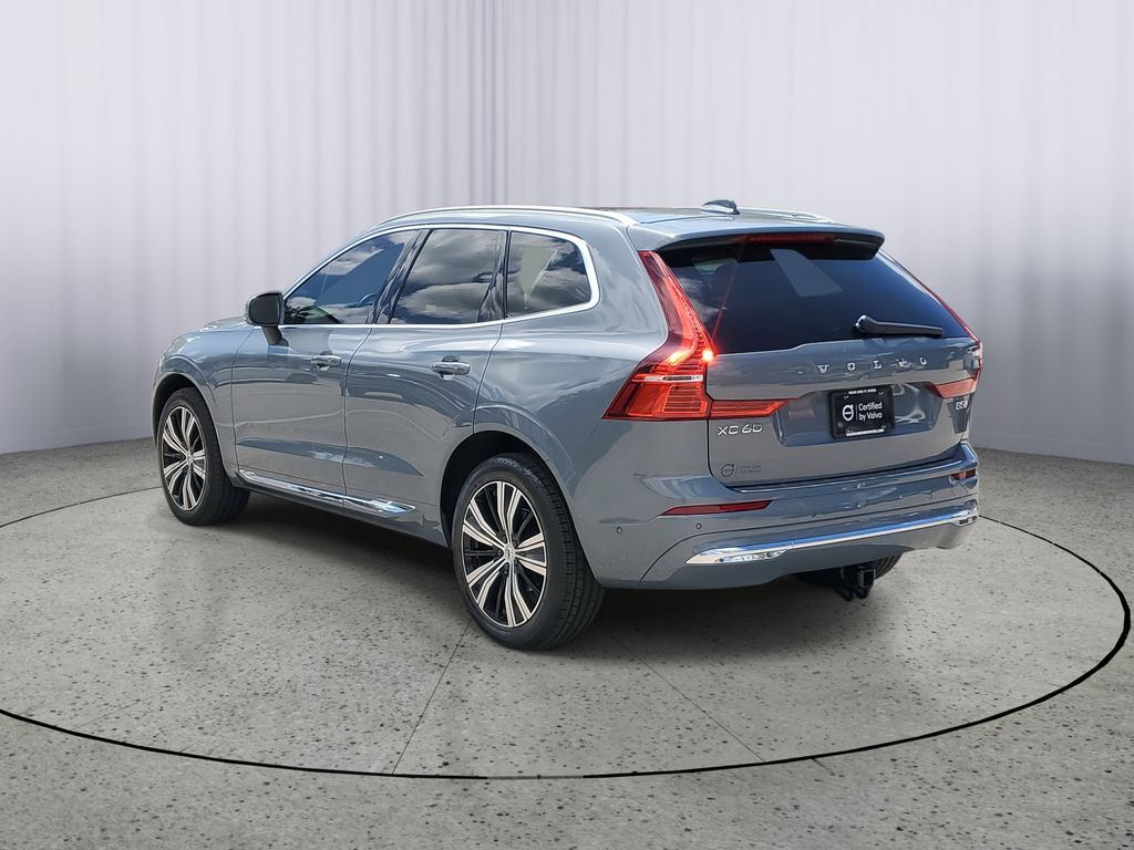 2023 Volvo XC60 Plus photo 4