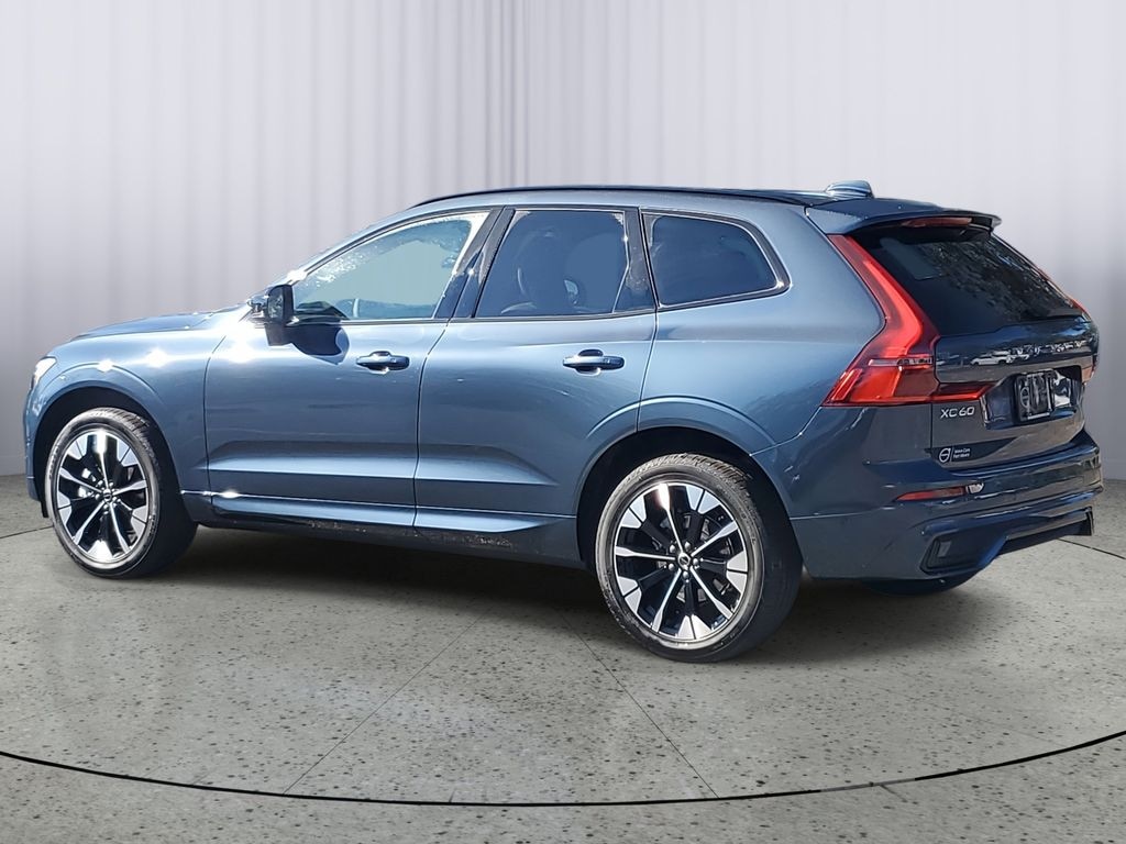 New 2026 Volvo XC60 B5 Plus SUV