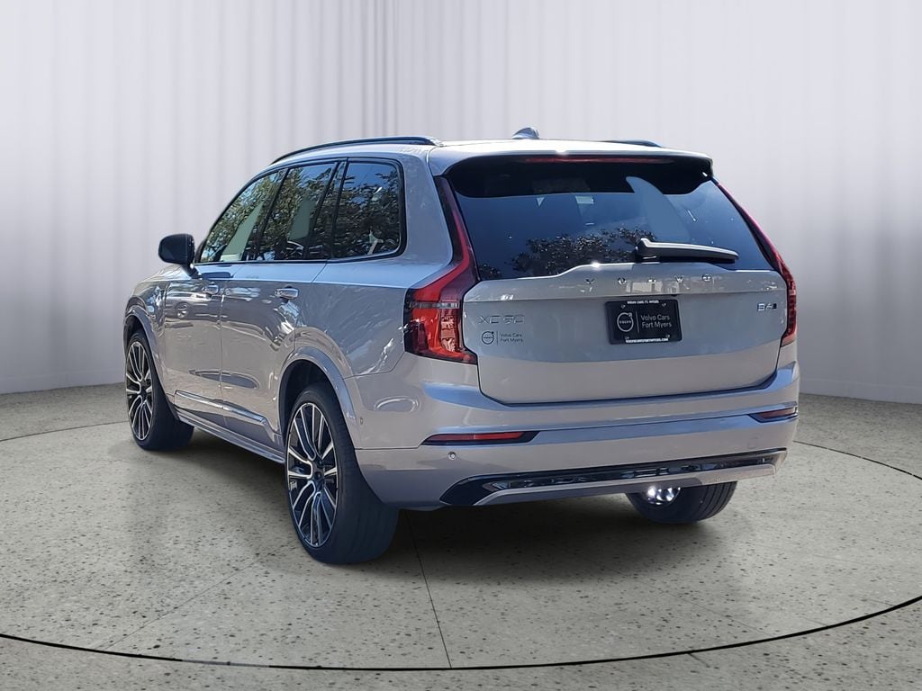 New 2026 Volvo XC90 B6 Ultra Dark Theme 7-Seater SUV