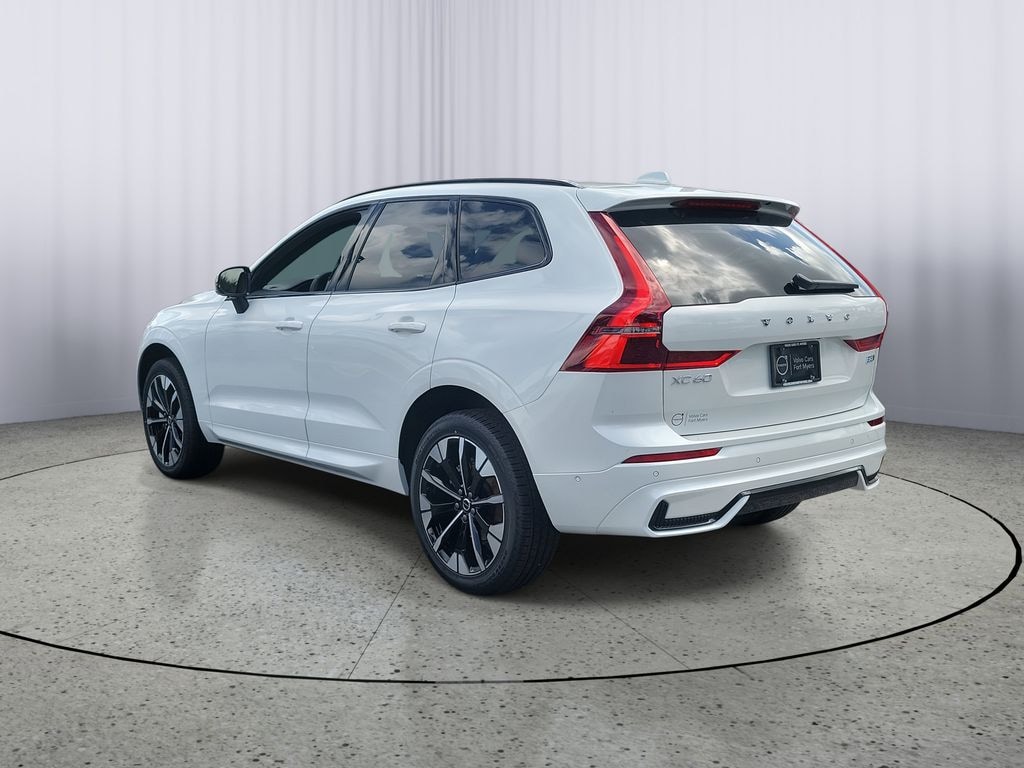 New 2026 Volvo XC60 B5 Plus SUV