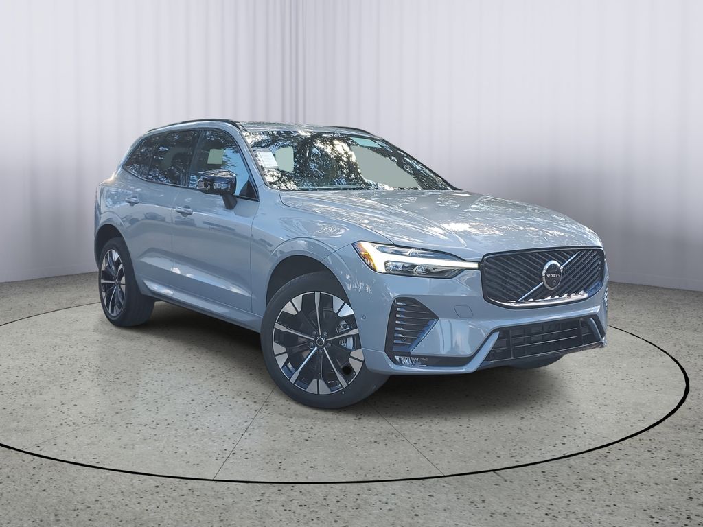 2026 Volvo XC60 B5 Plus Dark AWD's photo