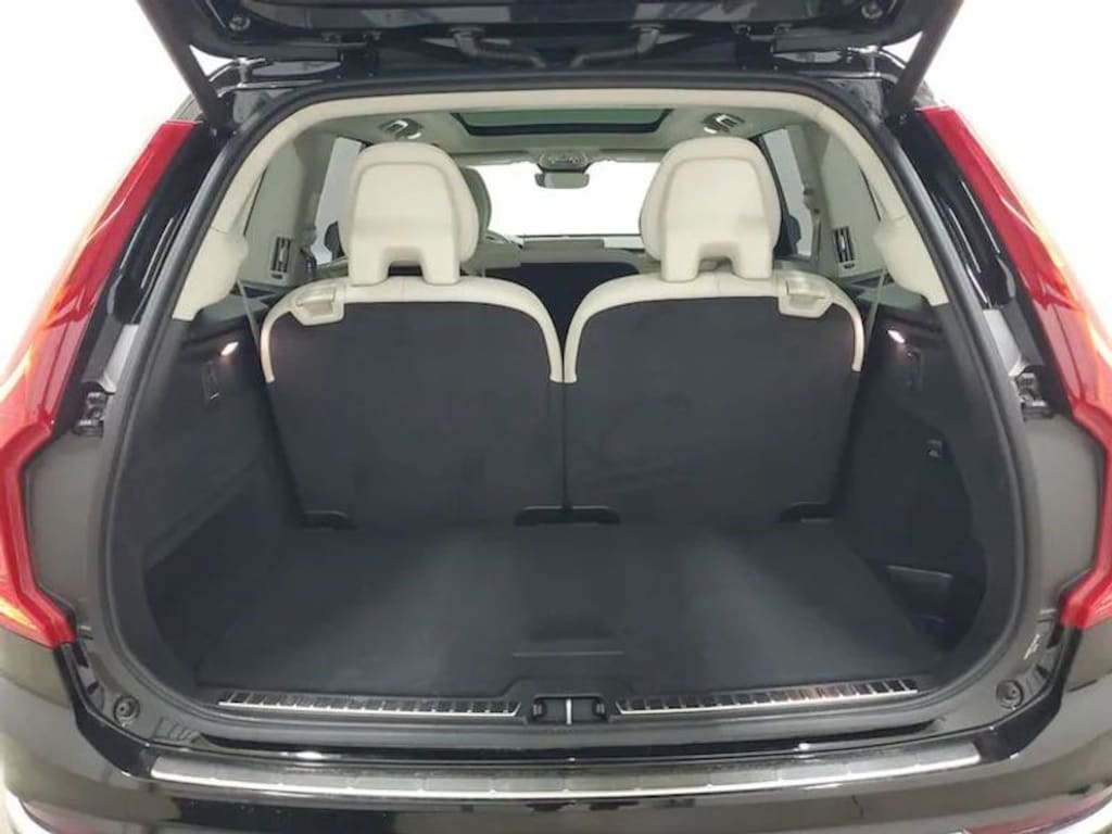 Certified 2025 Volvo XC90 Plus Certified Sport Utility