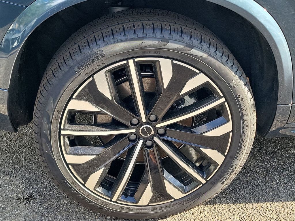 Used 2026 Volvo XC90 B6 Plus 7-Seater SUV