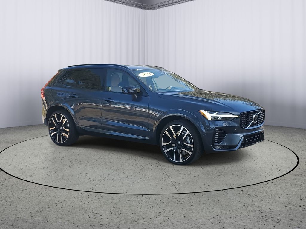 2023 Volvo XC60 Ultimate photo 2