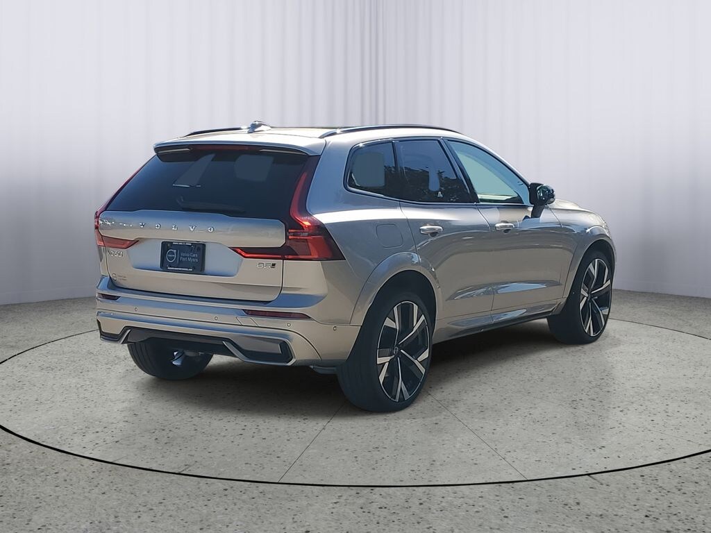New 2026 Volvo XC60 B5 Ultra SUV