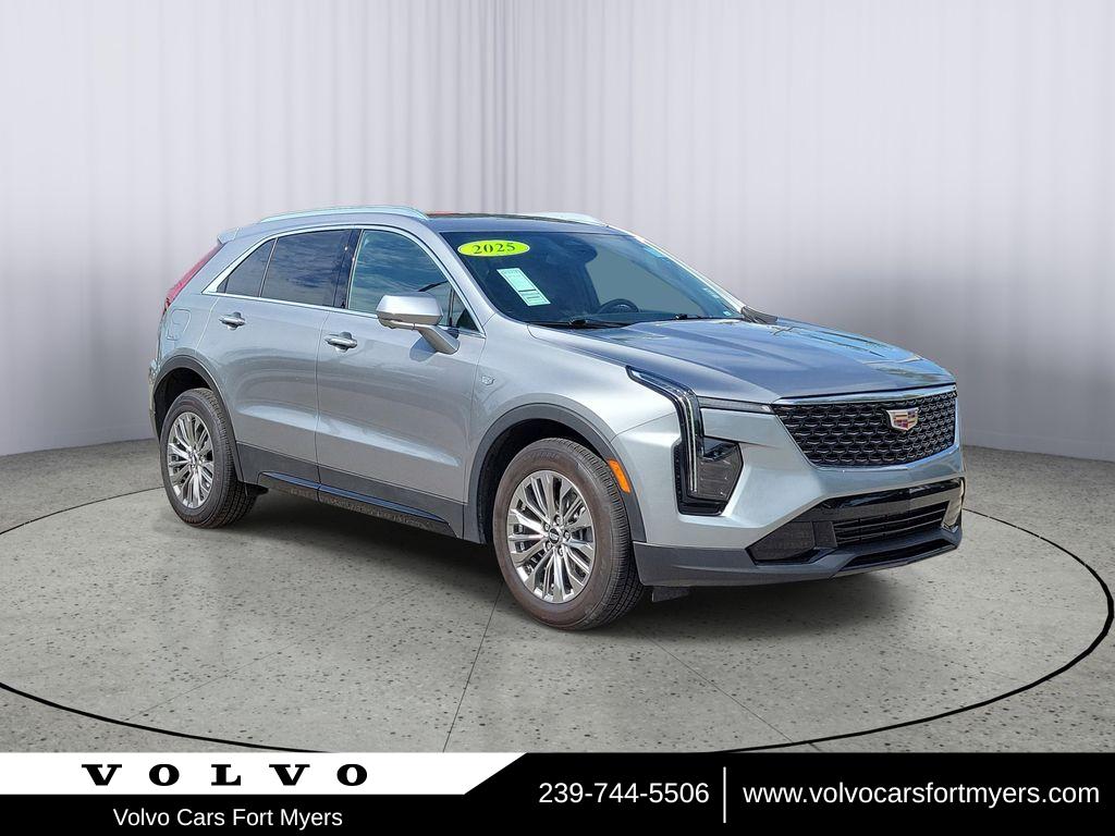 2025 Cadillac XT4 Premium Luxury's photo
