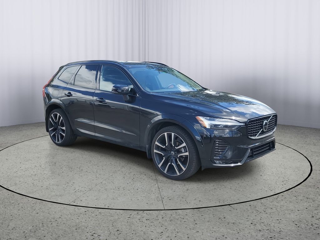 Used 2023 Volvo XC60 Ultimate Dark Theme 1-Owner-Certified SUV