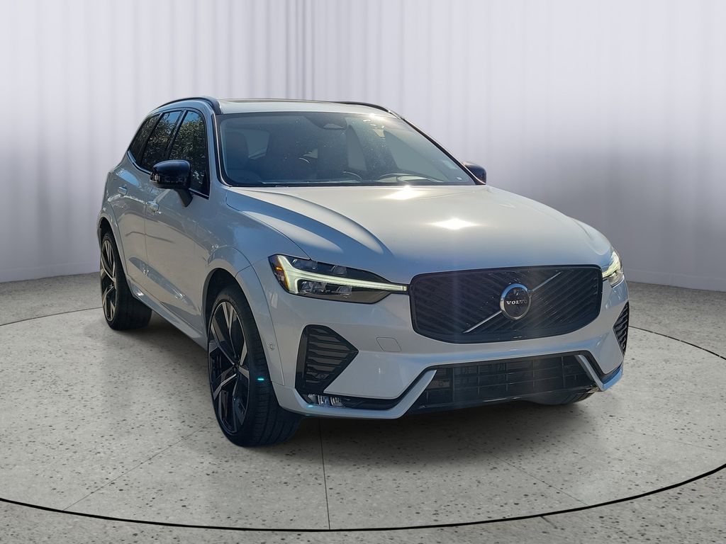 2026 Volvo XC60 Ultra's photo