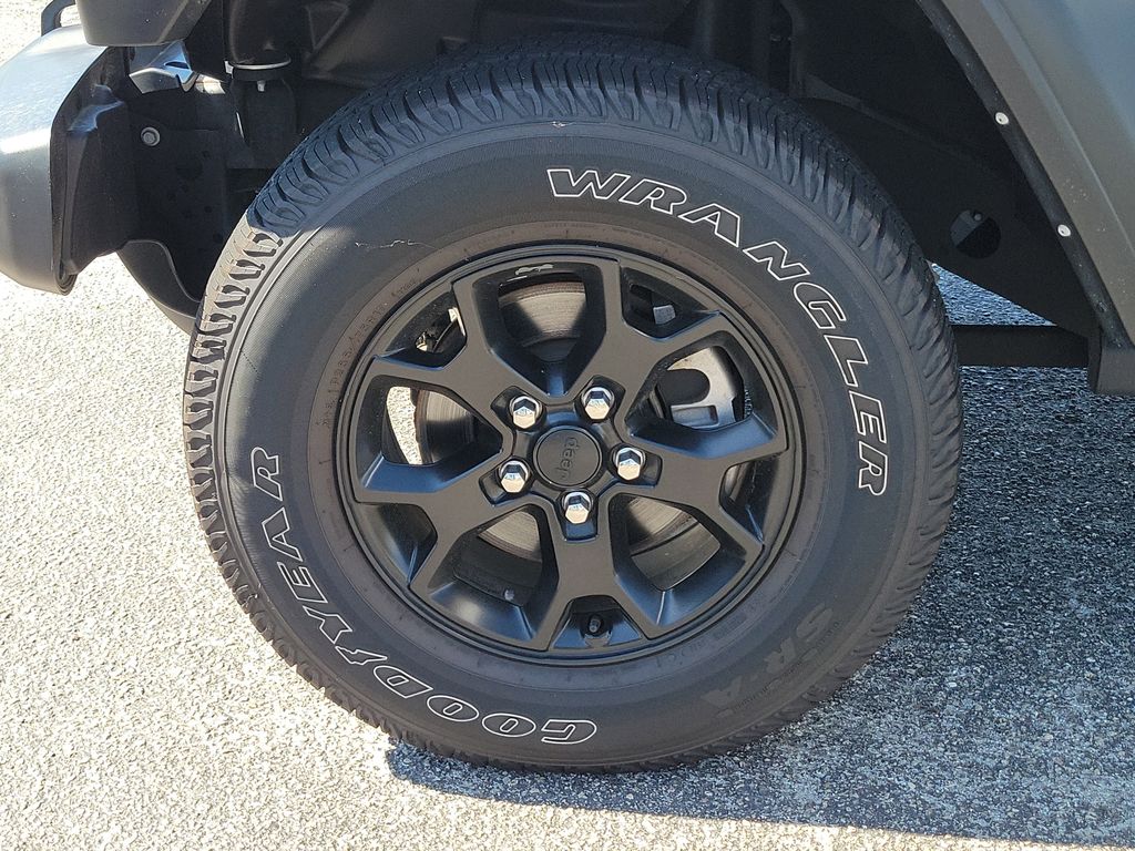 2021 Jeep Wrangler Unlimited Willys - Photo 11