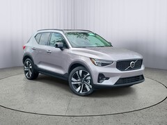 2026 Volvo XC40 B5 Plus AWD SUV