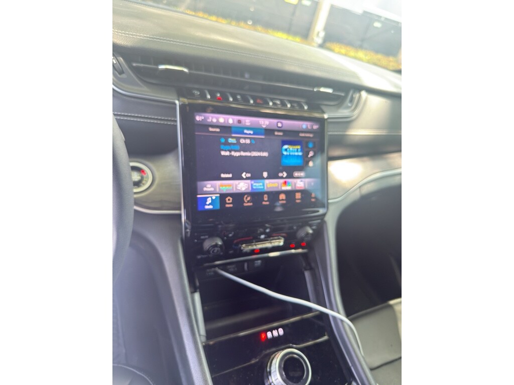 Used 2024 Jeep Grand Cherokee Limited Sport Utility