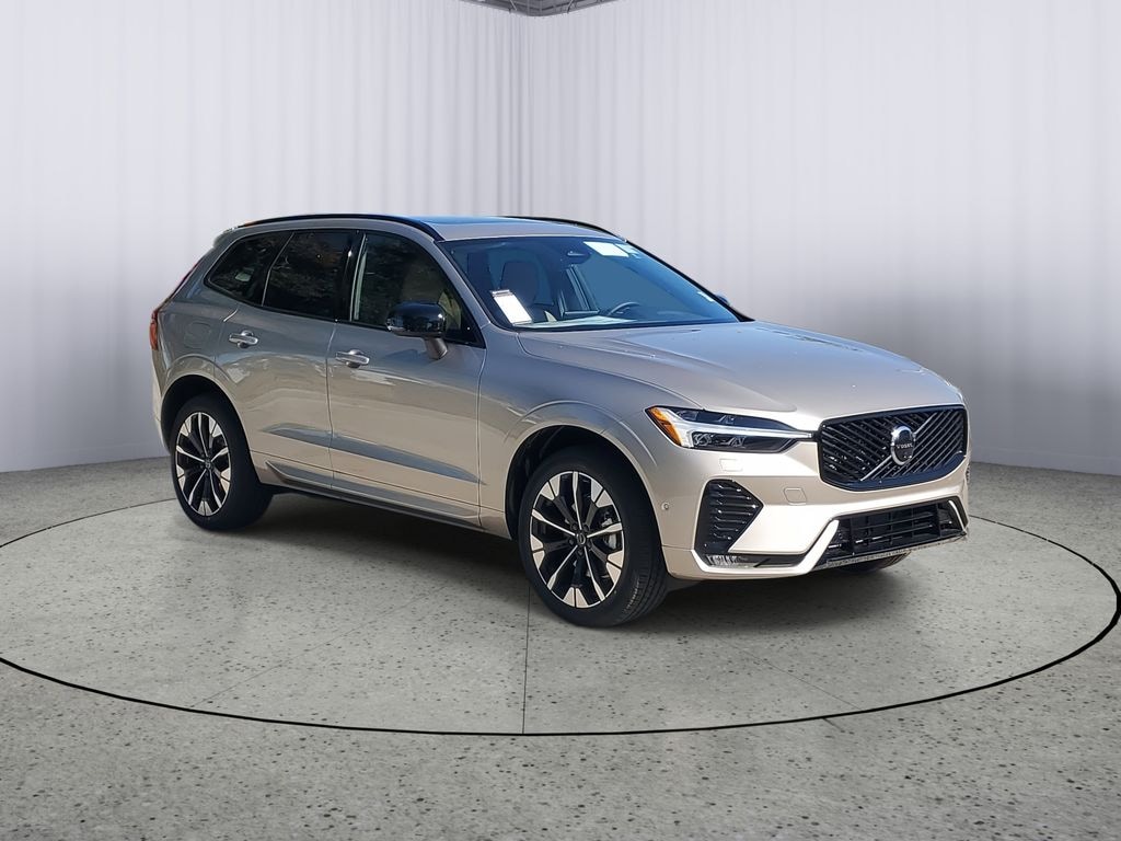 New 2026 Volvo XC60 B5 Plus SUV