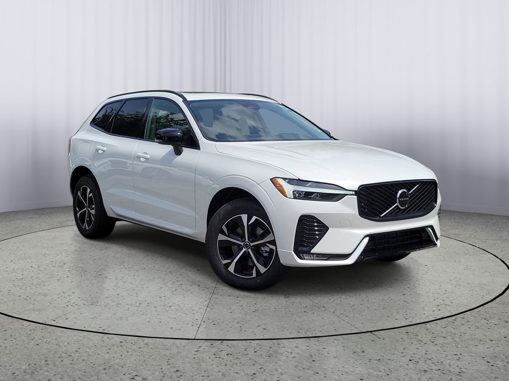 2026 Volvo XC60 B5 Core Dark AWD's photo