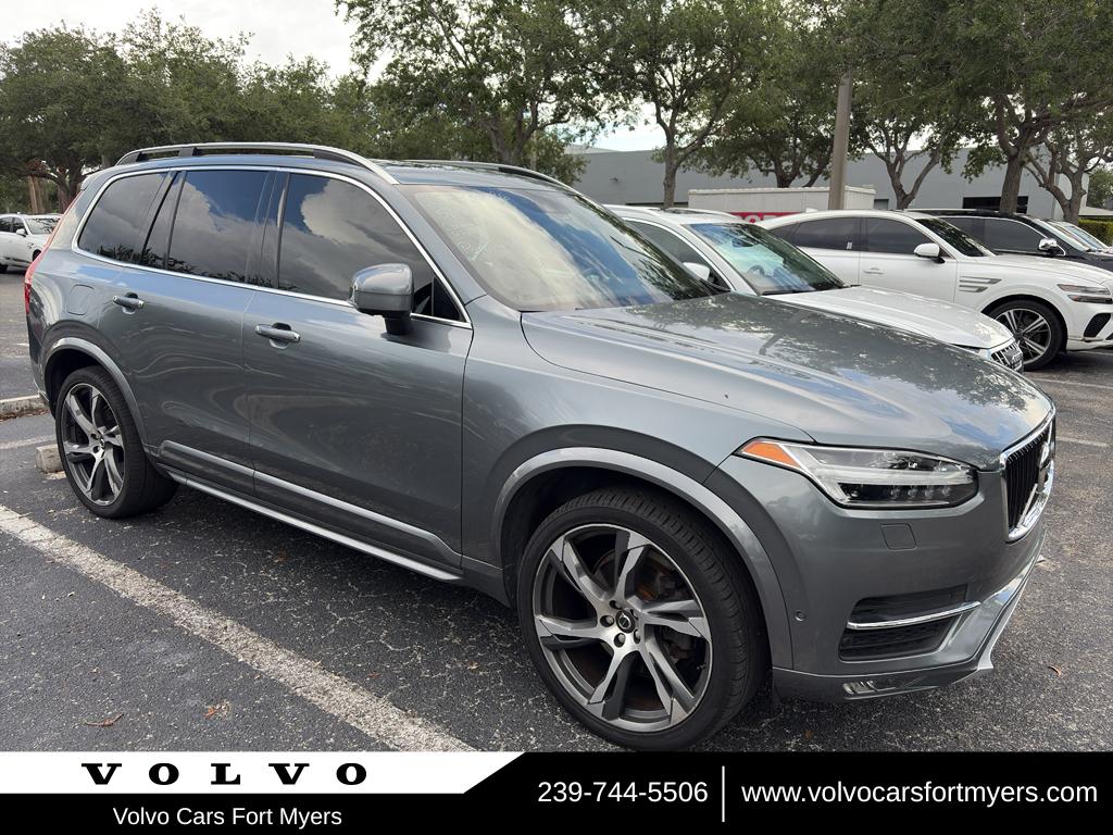 2018 Volvo XC90 T5 FWD Momentum's photo