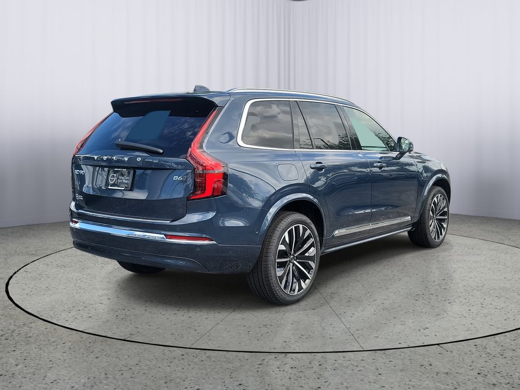2026 Volvo XC90 Plus photo 2