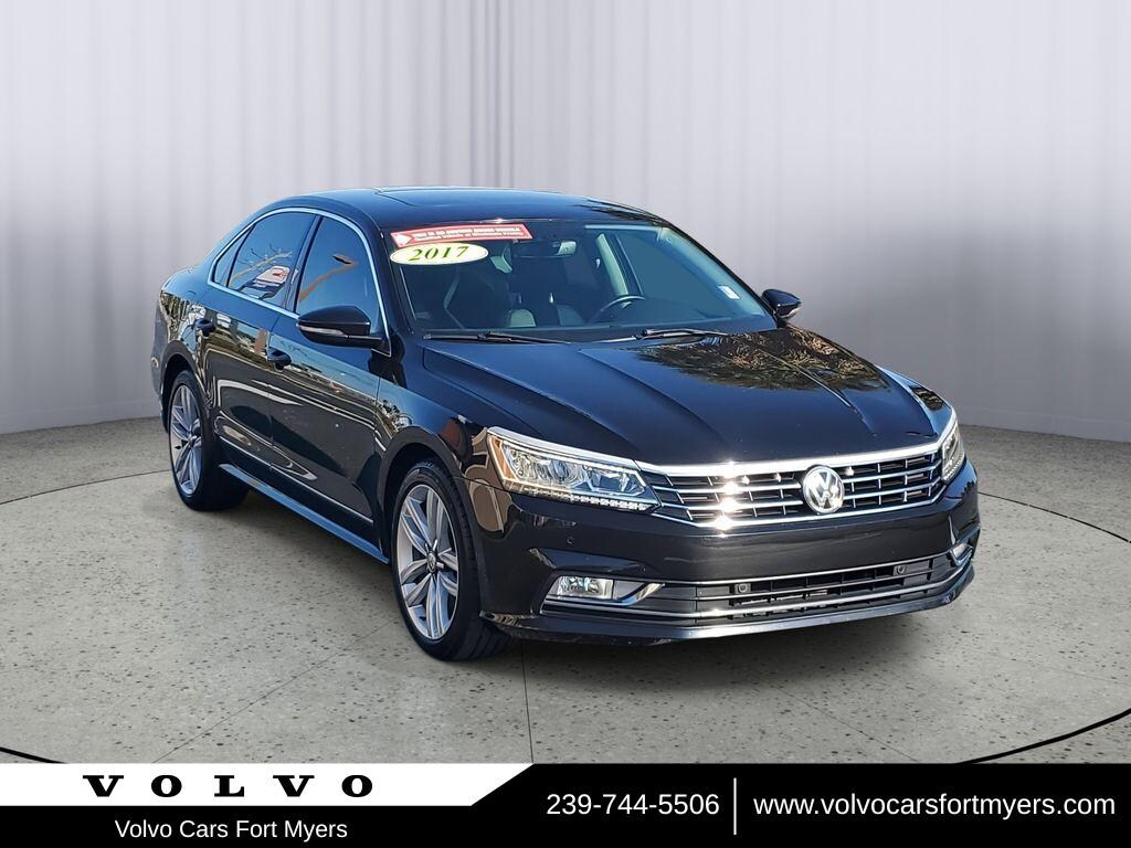 Used 2017 Volkswagen Passat 1.8T SE w/Technology Sedan
