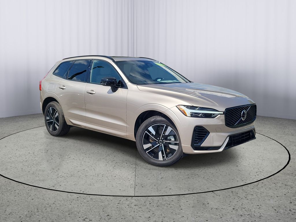 2026 Volvo XC60 plug-in hybrid SUV 