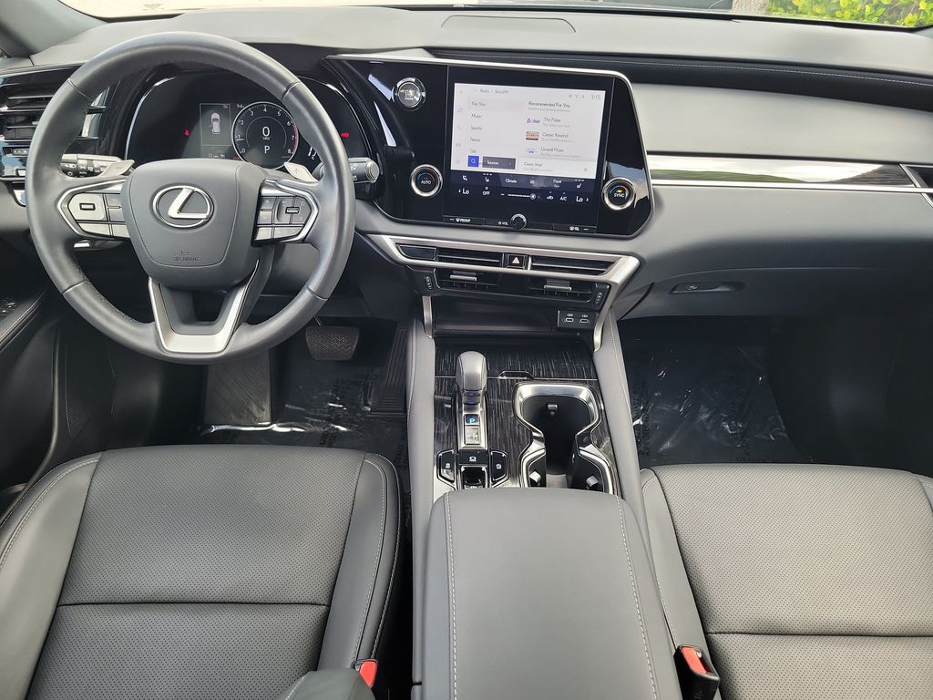 2024 Lexus RX 350 - Photo 13