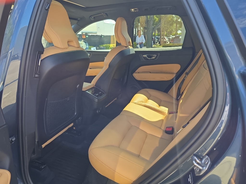 Used 2019 Volvo XC60 Inscription 1-Owner Wagon