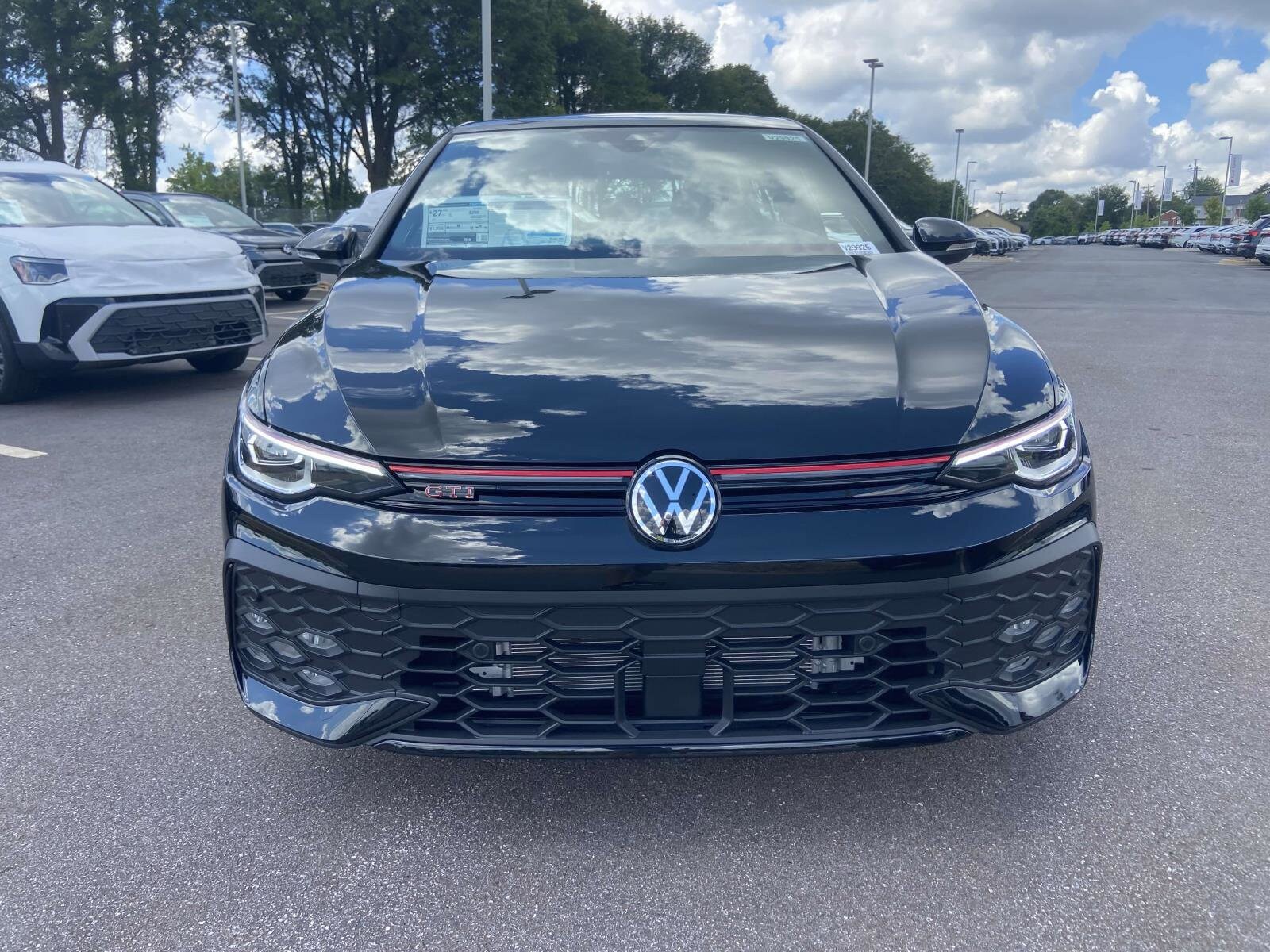 2025 Volkswagen Golf GTI Autobahn photo 2