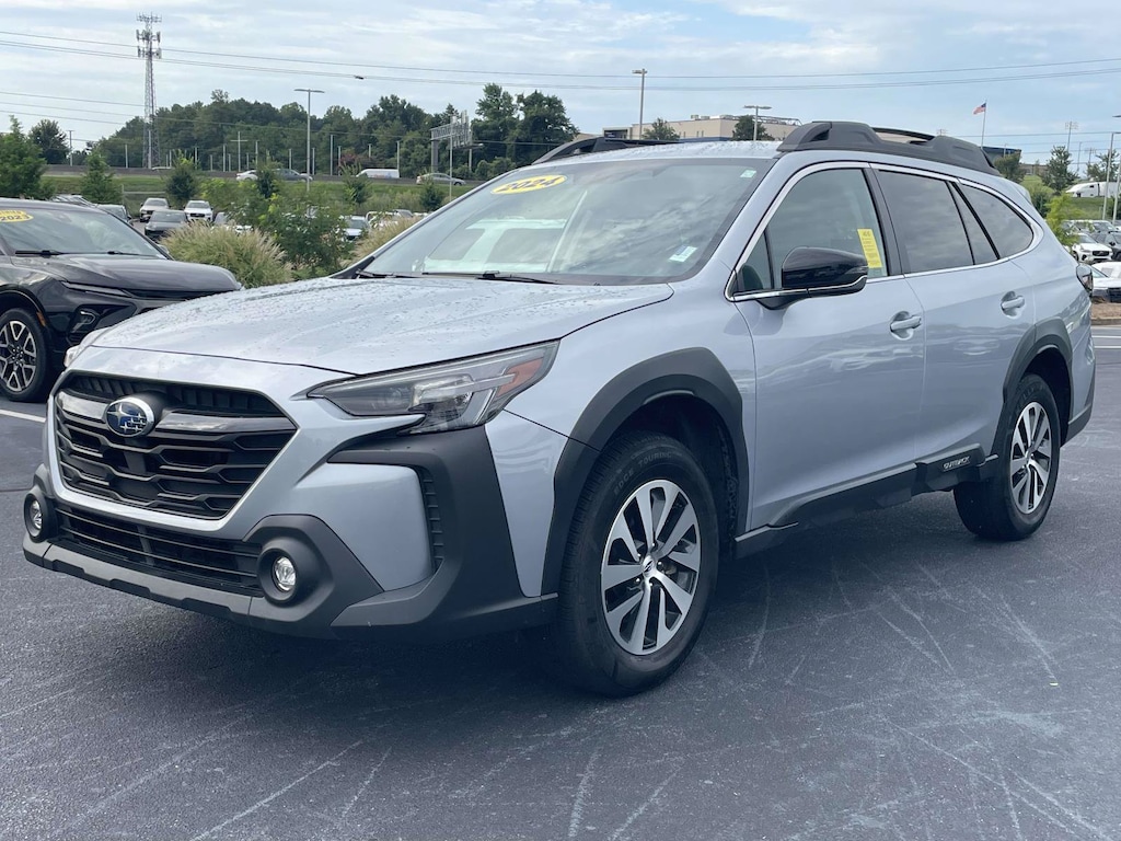 Used 2024 Subaru Outback Premium SUV