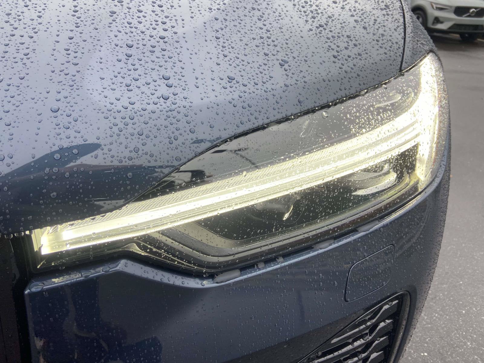 2026 Volvo XC60 Core - Photo 6