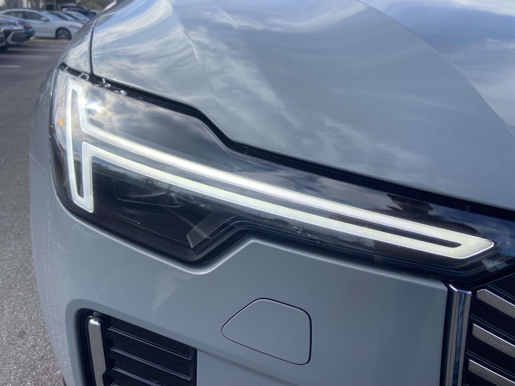 New 2026 Volvo XC90 B6 Plus 7-Seater SUV
