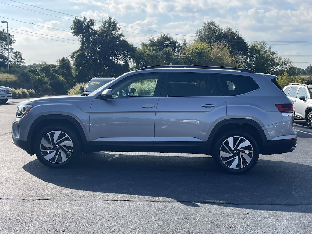 Used 2026 Volkswagen Atlas SE w/Technology SUV