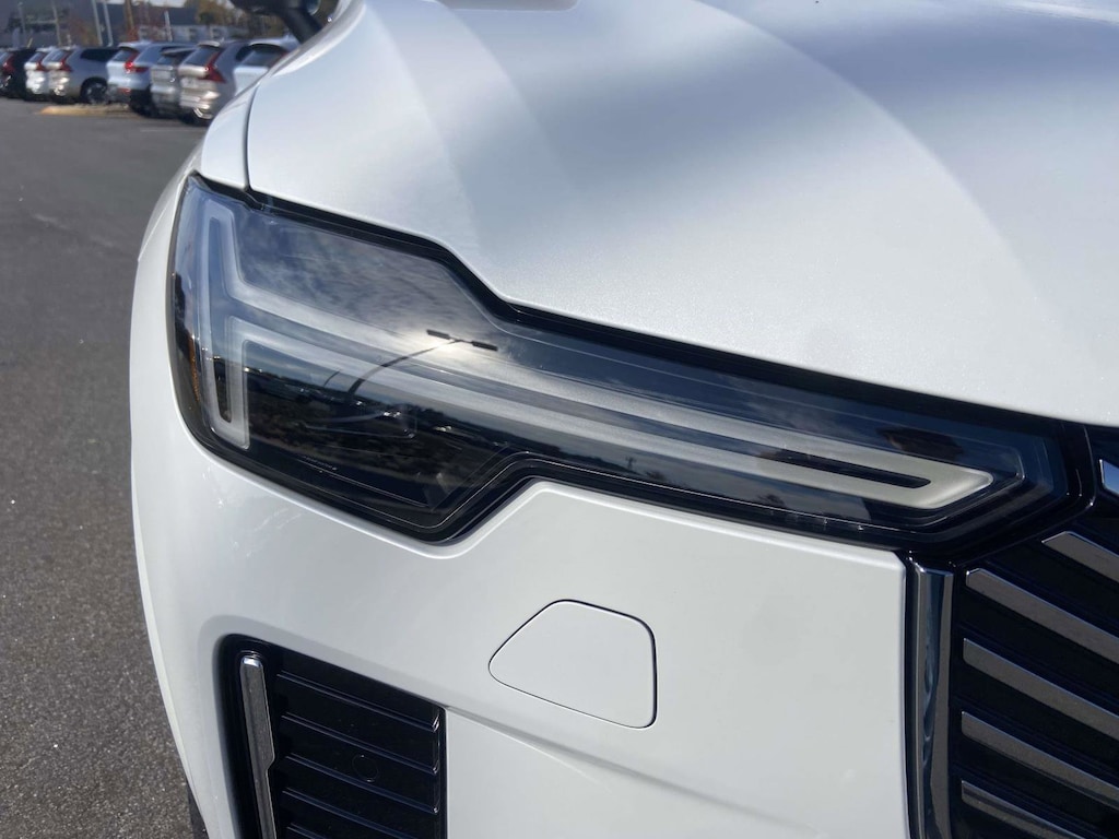 New 2026 Volvo XC90 B6 Plus 7-Seater SUV