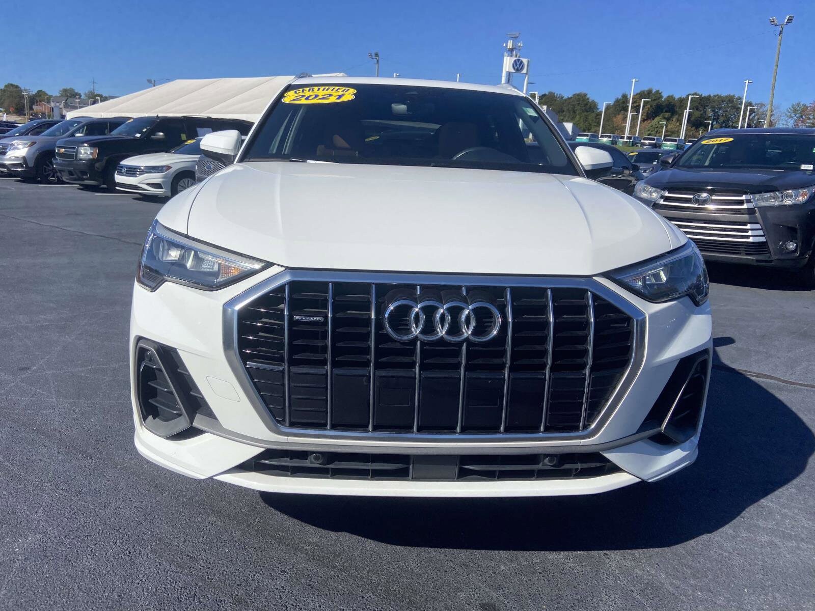 2021 Audi Q3 45 TFSI S line Premium photo 2