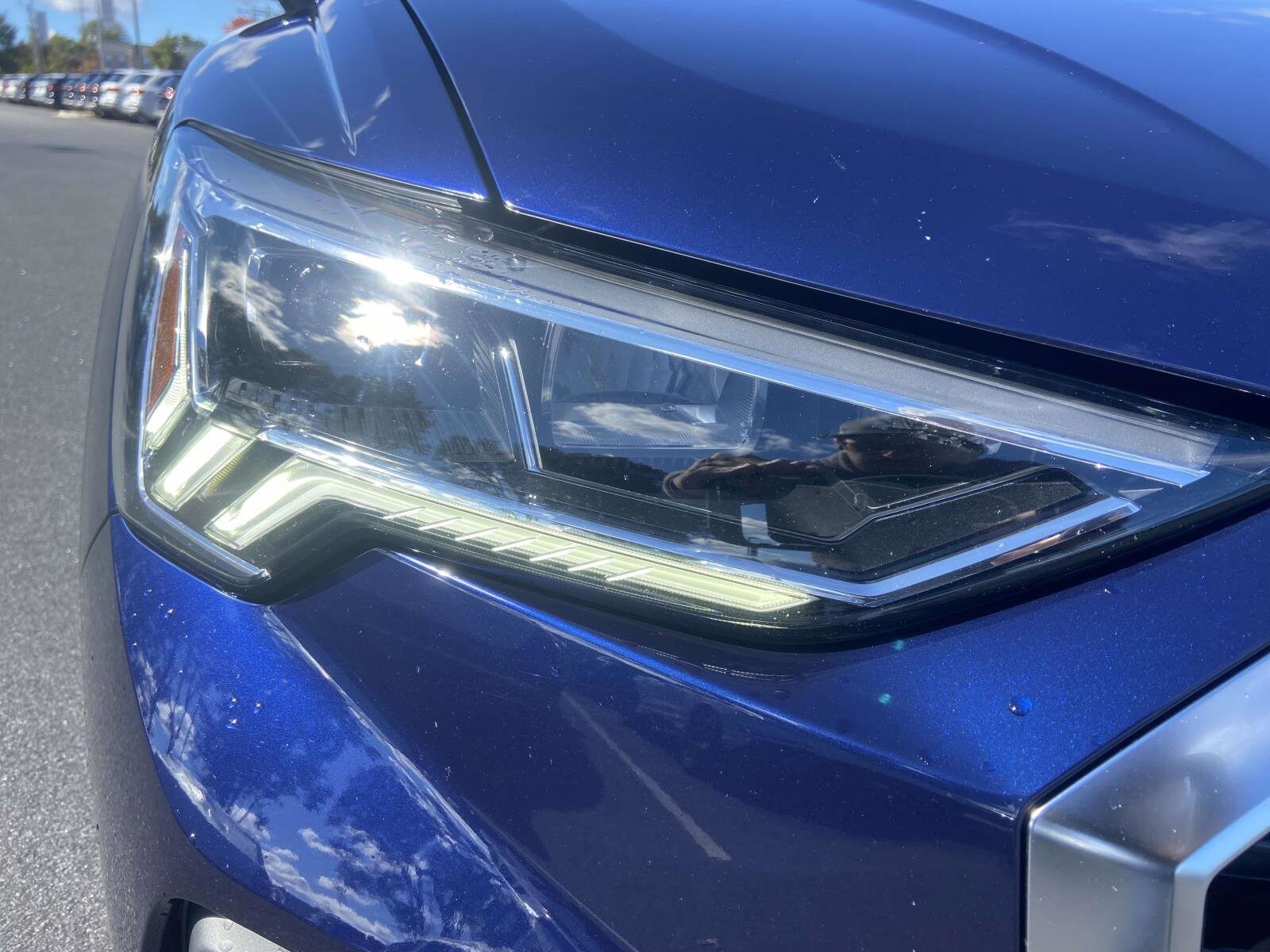 2023 Audi Q3 45 TFSI S line Premium photo 2