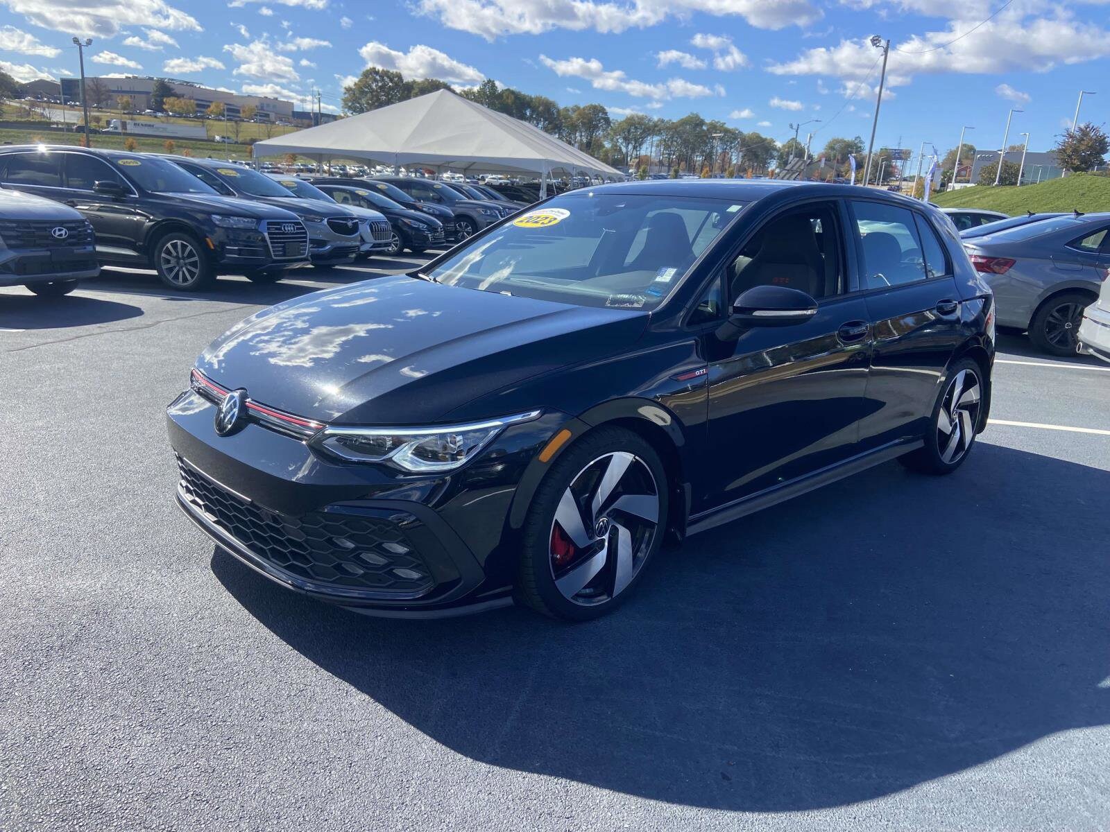 2023 Volkswagen Golf GTI S photo 3