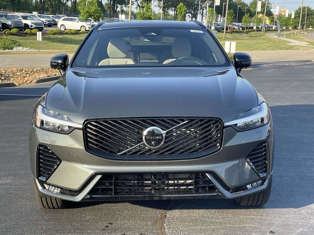 New 2026 Volvo XC60 B5 Plus SUV