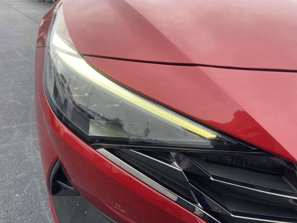 Used 2022 Hyundai Elantra Hybrid Limited Sedan