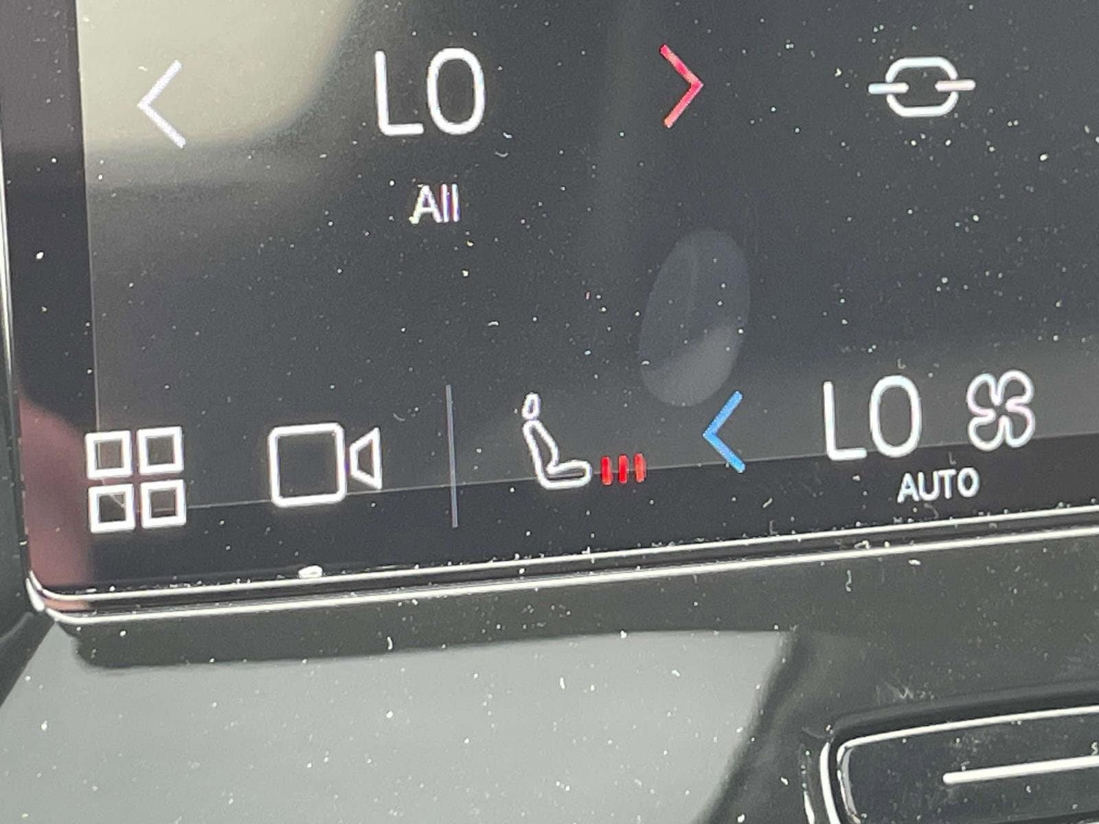 2025 Volvo XC40 Ultra - Photo 22