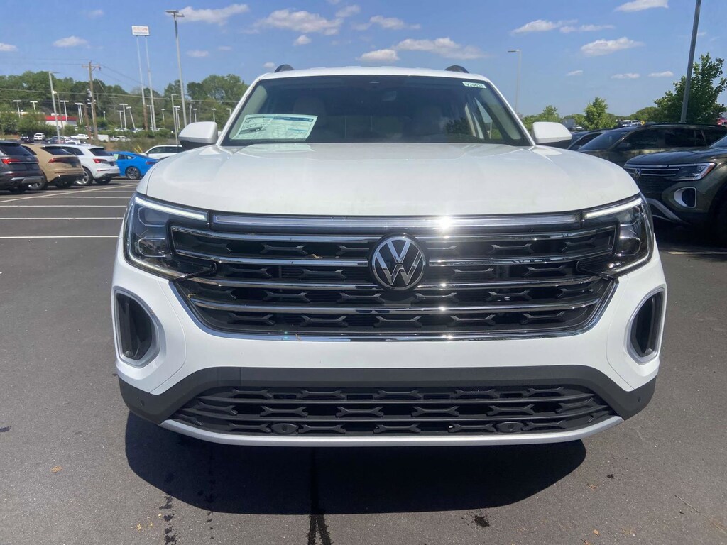 New 2025 Volkswagen Atlas 2.0T SE w/Technology 2.0T SE w/Technology FWD
