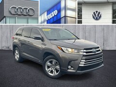 2017 Toyota Highlander Hybrid Limited V6 SUV