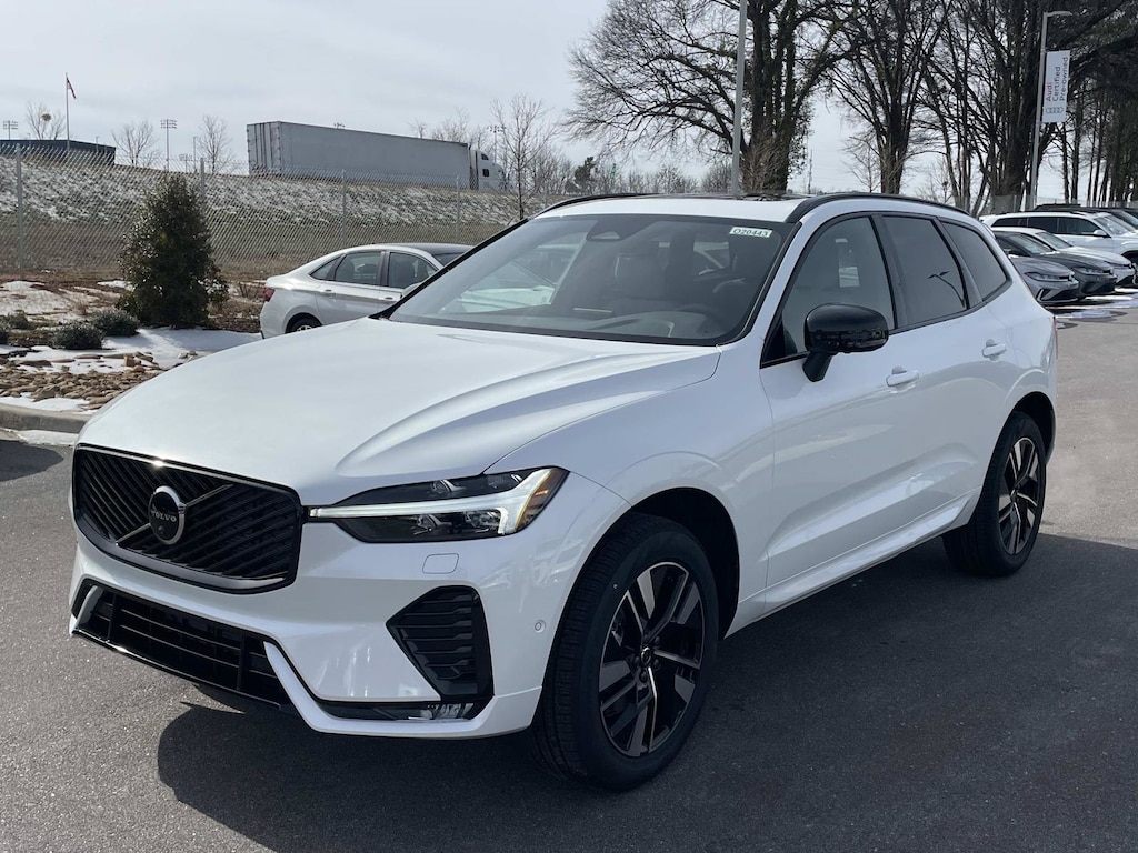New 2026 Volvo XC60 B5 Plus SUV