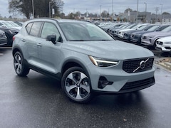 2026 Volvo XC40